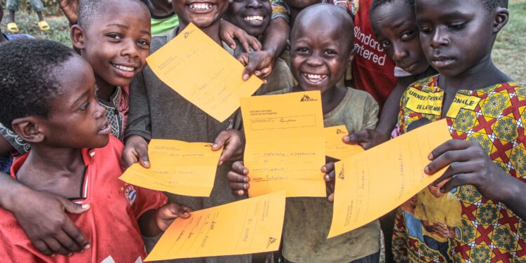 RDC : MSF vaccine près de 70 000 enfants contre la rougeole au Maniema