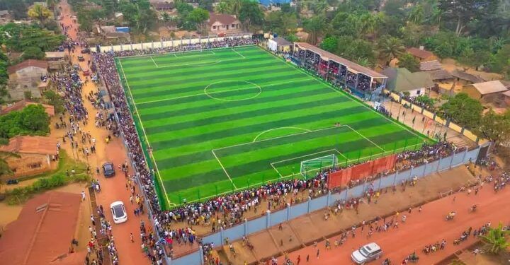 Inauguration du stade Guy Loando Mboyo : la ville de Boende explose en euphorie 