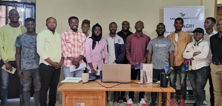 Bukavu : à travers « EKA Connexion », des jeunes hommes et femmes entrepreneurs découvrent les opportunités qu’offrent le marché et le crédit carbone