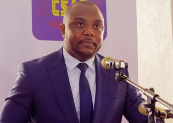 Agression à l’est de la RDC : le président du CSAC menace de suspendre les médias qui font l’apologie du terrorisme.