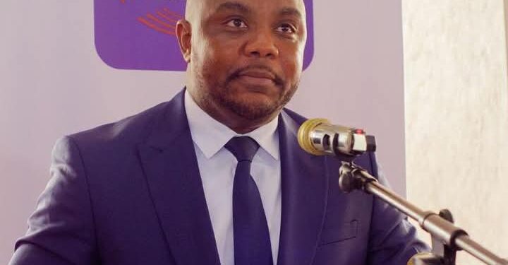 Agression à l’est de la RDC : le président du CSAC menace de suspendre les médias qui font l’apologie du terrorisme.