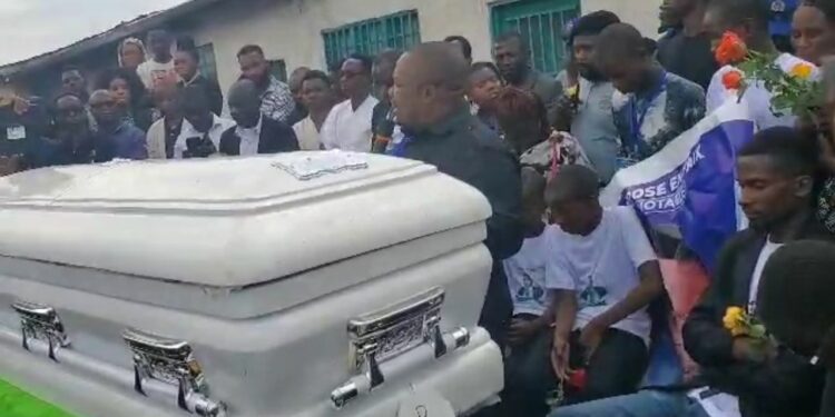 Retour sur l’actualité : l’identité de marque déclarée du Sénateur Modeste Bahati Lukwebo, maintien cet homme comme l’école de l’humanisme (tribune FCR)