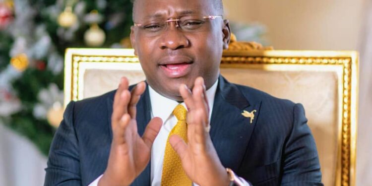 Guy Loando et son Engagement pour la Paix à l’Est de la RDC : Entre Patriotisme et Stratégie Politique