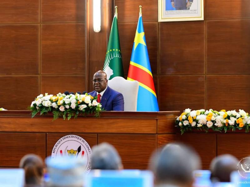 RDC : devant le corps diplomatique à Kinshasa, Tshisekedi insiste sur des sanctions ciblées contre les responsables du M23 et leurs appuis rwandais pour décourager la rébellion