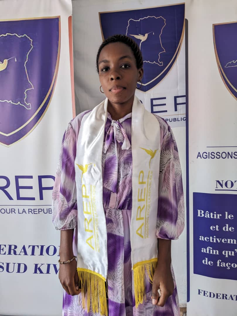 Sud-Kivu : toujours des adhésions effrénées dans AREP, après Junior MASUDI, c&rsquo;est Ozana Kalume Sophie qui confirme son engagement à ce parti de l&rsquo;honorable Guy Loando