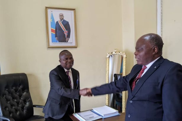 Sud-Kivu: le bureau sortant de l’Assemblée Provinciale cède le pouvoir au bureau d’âge
