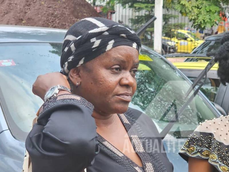 RDC: Déçue par la justice congolaise après six mois d&rsquo;enquête sans résultats, la famille de Chérubin Okende décide d’enterrer le corps sans connaître l&rsquo;assassin