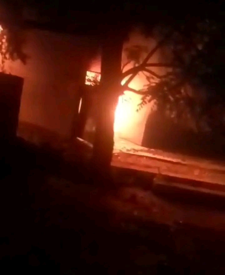Kongo – central:  des matériels de la Ceni détruits dans un incendie à l’entrepôt central de Matadi  