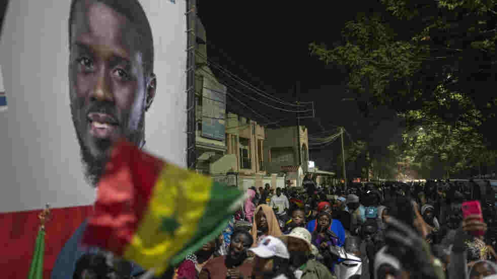 Présidentielle au Sénégal: dans l&rsquo;attente de résultats officiels,  Diomaye Faye placé avant l&rsquo;ancien premier ministre Amadou Ba