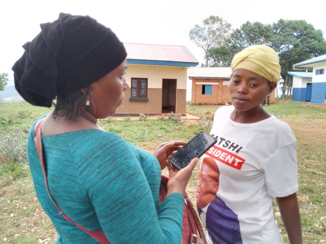 Distribution des kits de réinsertion économique à Walungu : des parents remercient l&rsquo;UNICEF et promettent leur accompagnement
