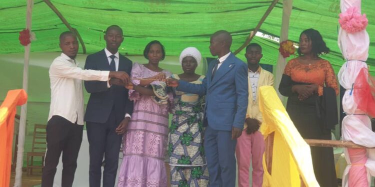 Kabare : le conseil paroissial de Murhesa remercie Vital Kamerhe et Bisimwa Batandi pour leur implication dans le processus d&rsquo;érection de la nouvelle paroisse de Bushumba