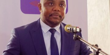 Agression à l&rsquo;est de la RDC : le président du CSAC menace de suspendre les médias qui font l&rsquo;apologie du terrorisme.
