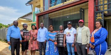 Visite de réconfort de la délégation du Parti Agissons pour la République (AREP) à Kavumu : un soutien pour Armand Nyangezi et Zawadi Chapo